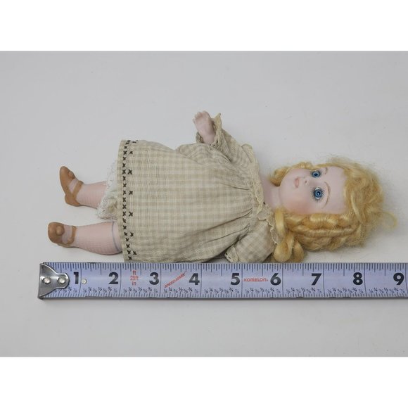 Vintage Bisque Reproduction Doll Jointed‎ Shoulders /Hips Maggies Magic 1995 - Picture 8 of 8